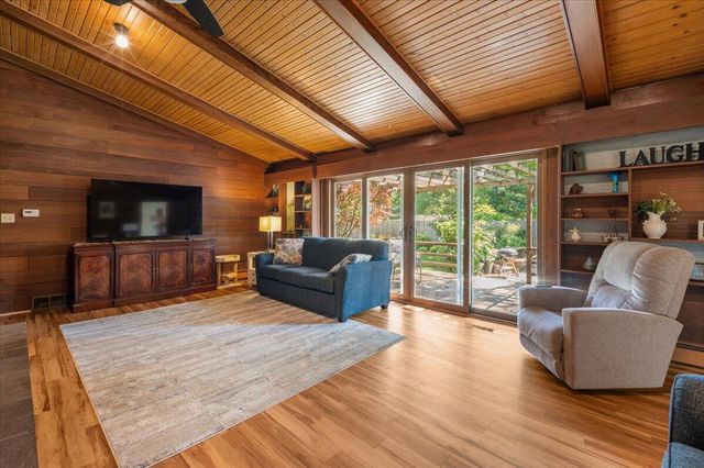 3666 Aaron Avenue SW, Grandville, MI 49418