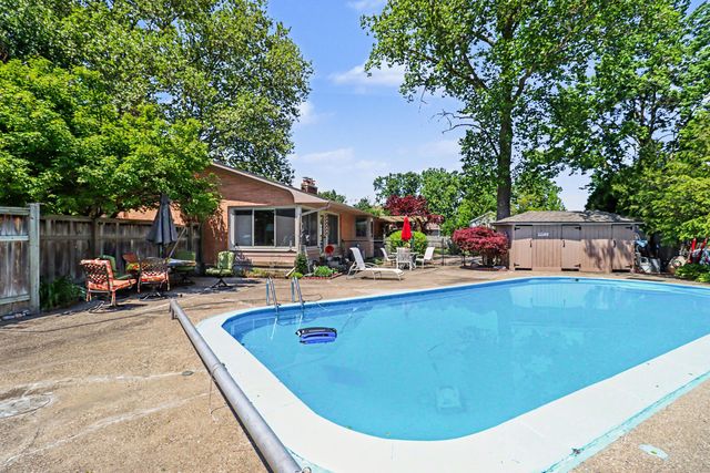 3666 Aaron Avenue SW, Grandville, MI 49418
