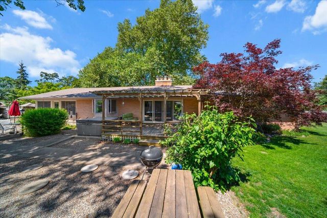 3666 Aaron Avenue SW, Grandville, MI 49418