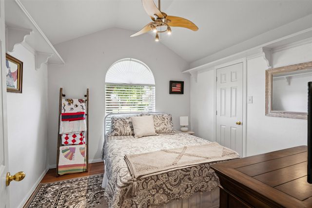 221 Whitestone Way, Weatherford, TX 76085