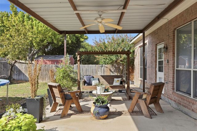 221 Whitestone Way, Weatherford, TX 76085