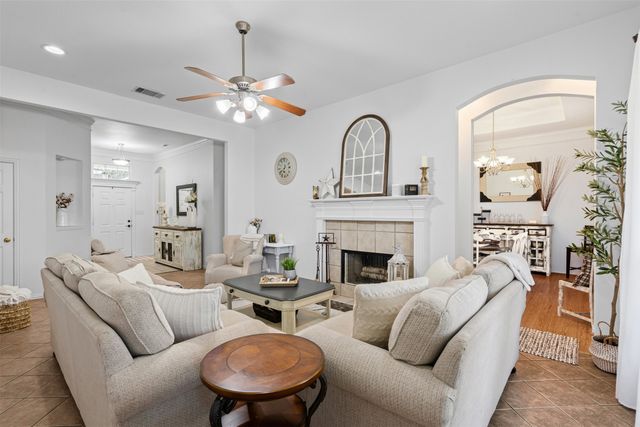 221 Whitestone Way, Weatherford, TX 76085