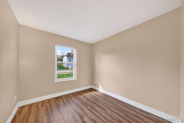 2121 Blossom Lane, Arnold, MO 63010