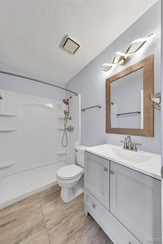 2121 Blossom Lane, Arnold, MO 63010