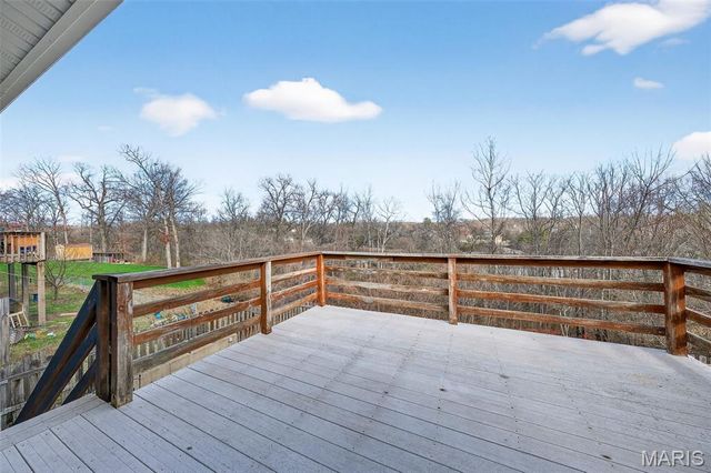 2121 Blossom Lane, Arnold, MO 63010