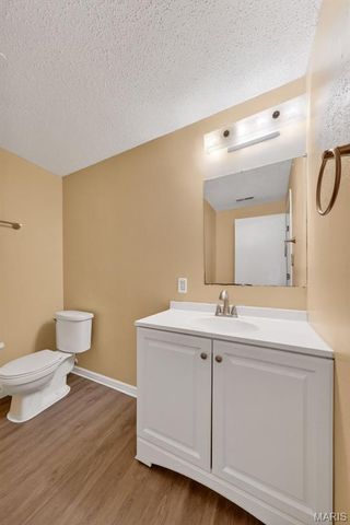 2121 Blossom Lane, Arnold, MO 63010