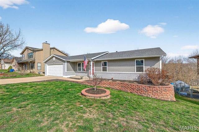 2121 Blossom Lane, Arnold, MO 63010