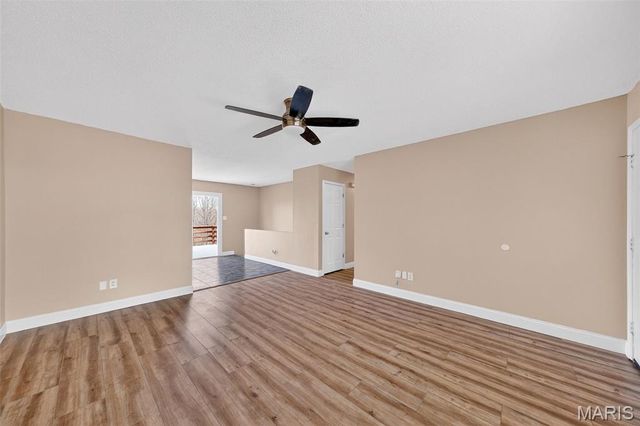 2121 Blossom Lane, Arnold, MO 63010