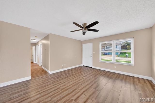 2121 Blossom Lane, Arnold, MO 63010