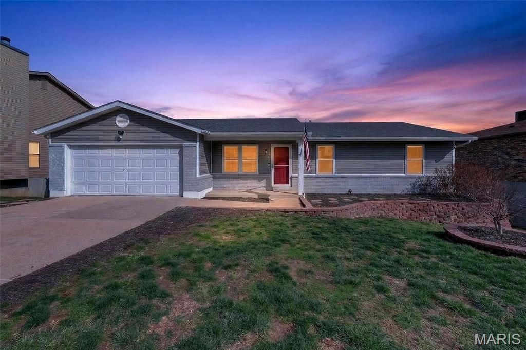 2121 Blossom Lane, Arnold, MO 63010