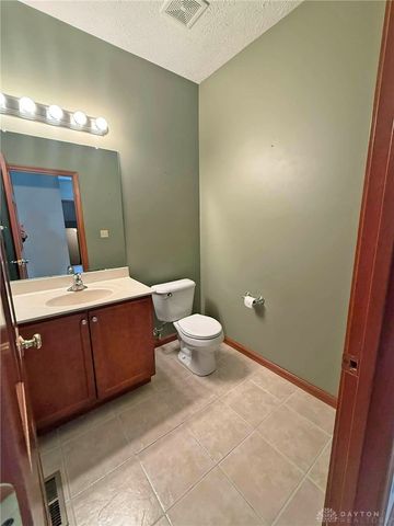 541 North Point Drive, Troy, OH 45373