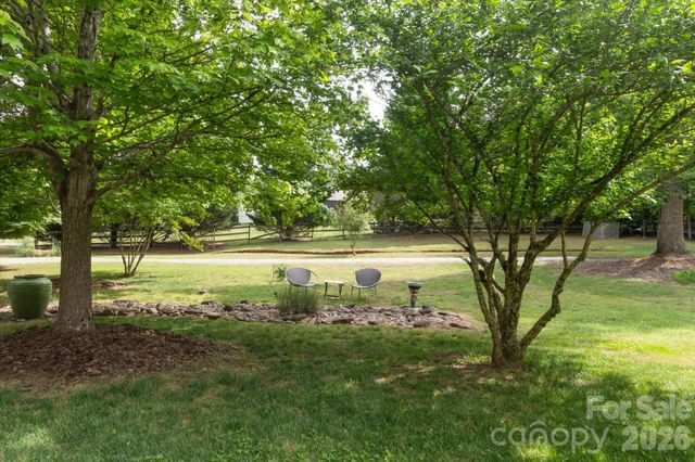 3860 Landrum Road, Columbus, NC 28722