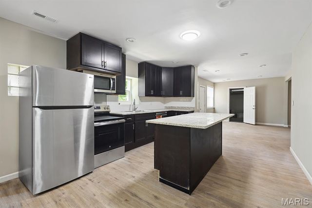 1625 Muriel Drive, St Louis, MO 63138