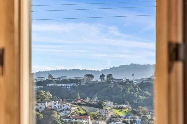 224 Highland Avenue, San Carlos, CA 94070