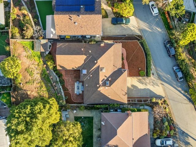 224 Highland Avenue, San Carlos, CA 94070
