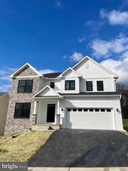 254 WESTON TERRACE, Lititz, PA 17543