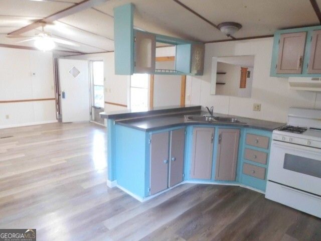 877 Paradise Park Road, Cornelia, GA 30531