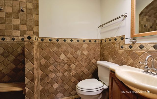 315 Oakwood Drive, Antioch, IL 60002