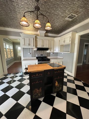 715 Liberty St, Houma, LA 70360