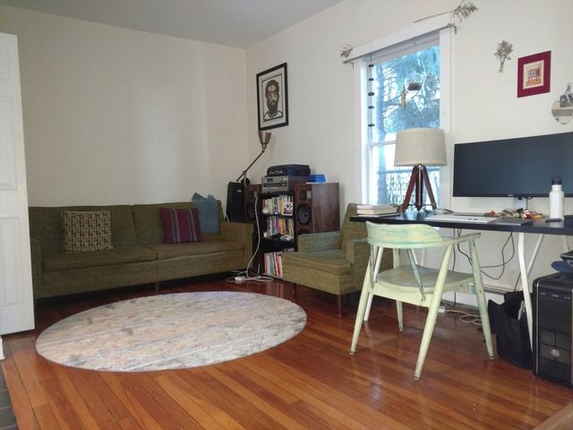 26 Hingham 2, Cambridge, MA 02138