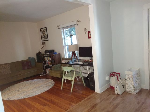 26 Hingham 2, Cambridge, MA 02138