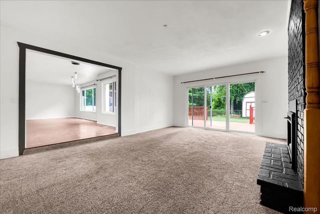 1933 Tamarisk Drive, East Lansing, MI 48823