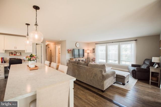 180 EAGLES WATCH S, Bechtelsville, PA 19505