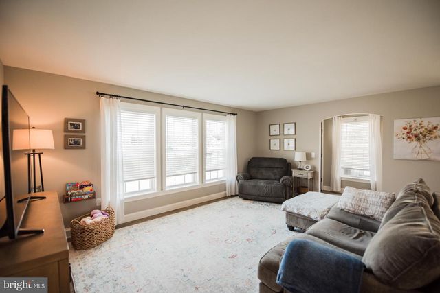 180 EAGLES WATCH S, Bechtelsville, PA 19505