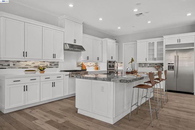 2782 Cathedral Rock Way, Dublin, CA 94568