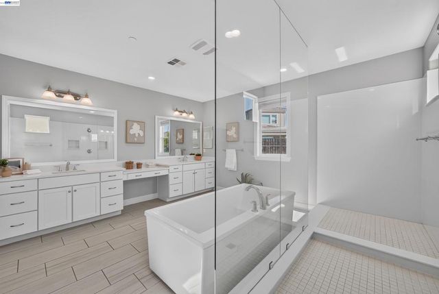 2782 Cathedral Rock Way, Dublin, CA 94568