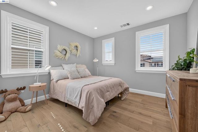 2782 Cathedral Rock Way, Dublin, CA 94568