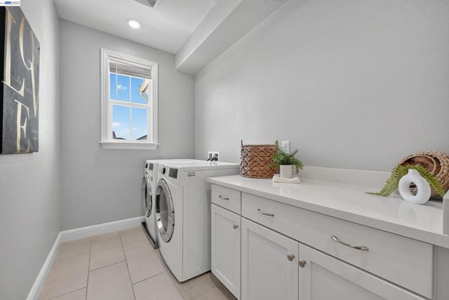 2782 Cathedral Rock Way, Dublin, CA 94568