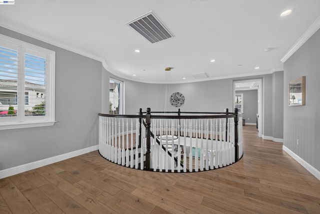 2782 Cathedral Rock Way, Dublin, CA 94568