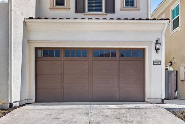 2782 Cathedral Rock Way, Dublin, CA 94568