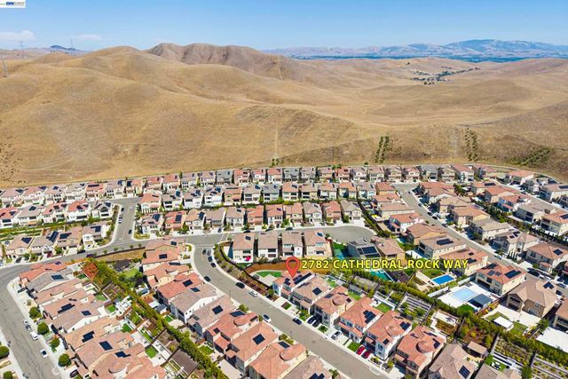 2782 Cathedral Rock Way, Dublin, CA 94568
