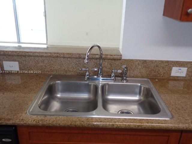 36 NW 6 Ave 608, Miami, FL 33128