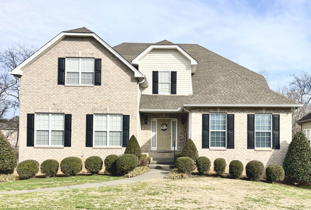 1532 Bunbury Dr, Thompsons Station, TN 37179