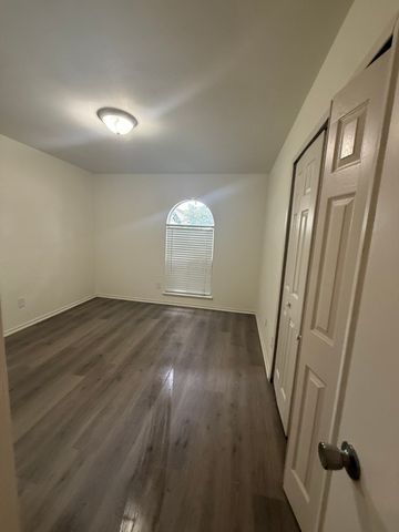 2829 Arcadia Lane, Carrollton, TX 75007