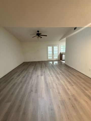 2829 Arcadia Lane, Carrollton, TX 75007
