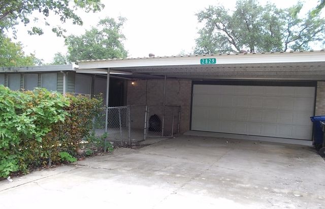 2829 Arcadia Lane, Carrollton, TX 75007