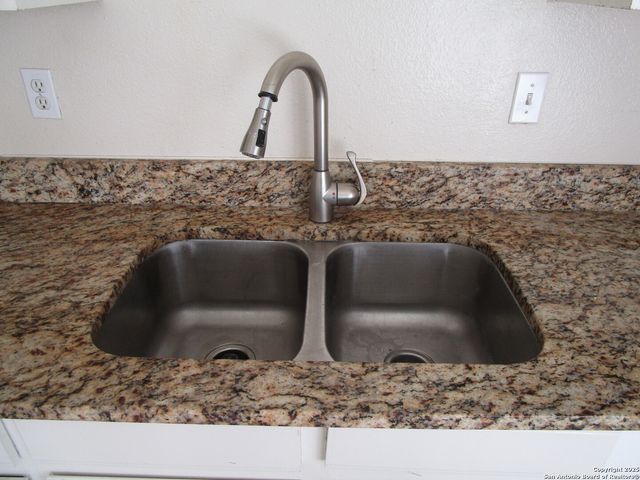 46 Weathering, San Antonio, TX 78238