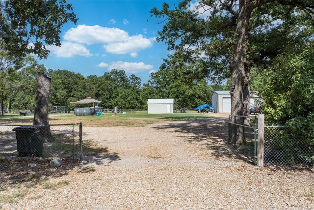 17930 Acre Lane, Kemp, TX 75143