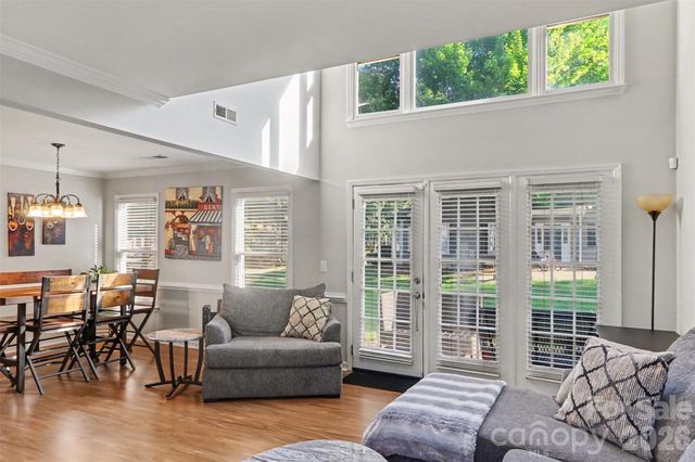 8606 Fox Chase Lane, Charlotte, NC 28269