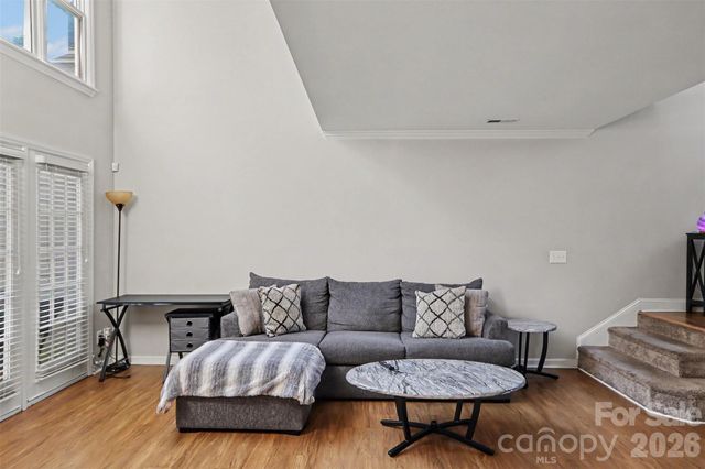 8606 Fox Chase Lane, Charlotte, NC 28269