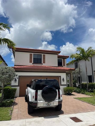 3494 W 103rd Ter, Hialeah, FL 33018