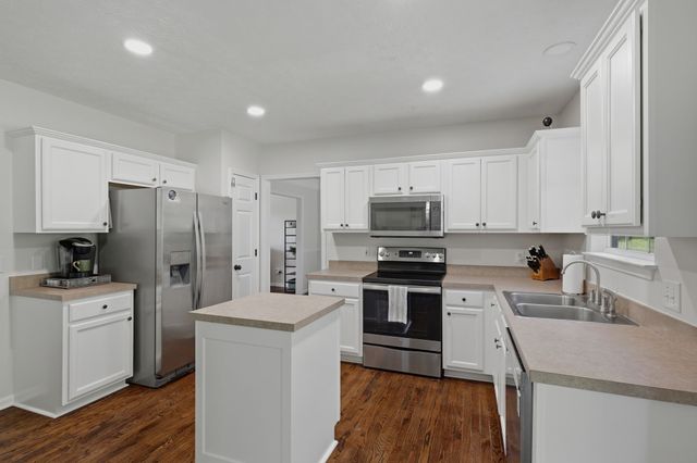 158 Walton Trce, S, Hendersonville, TN 37075