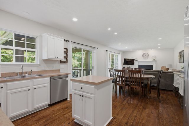 158 Walton Trce, S, Hendersonville, TN 37075