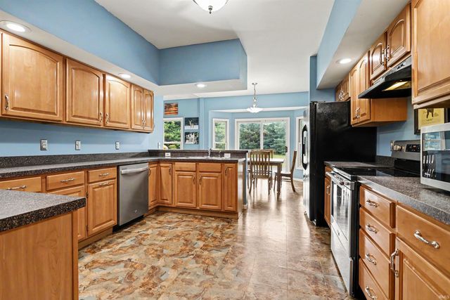 29281 County Road 12, Elkhart, IN 46514