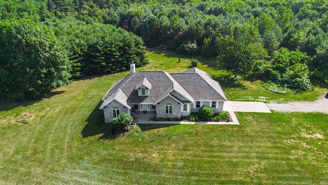 29281 County Road 12, Elkhart, IN 46514