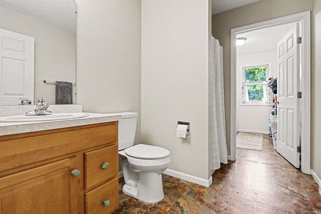 29281 County Road 12, Elkhart, IN 46514